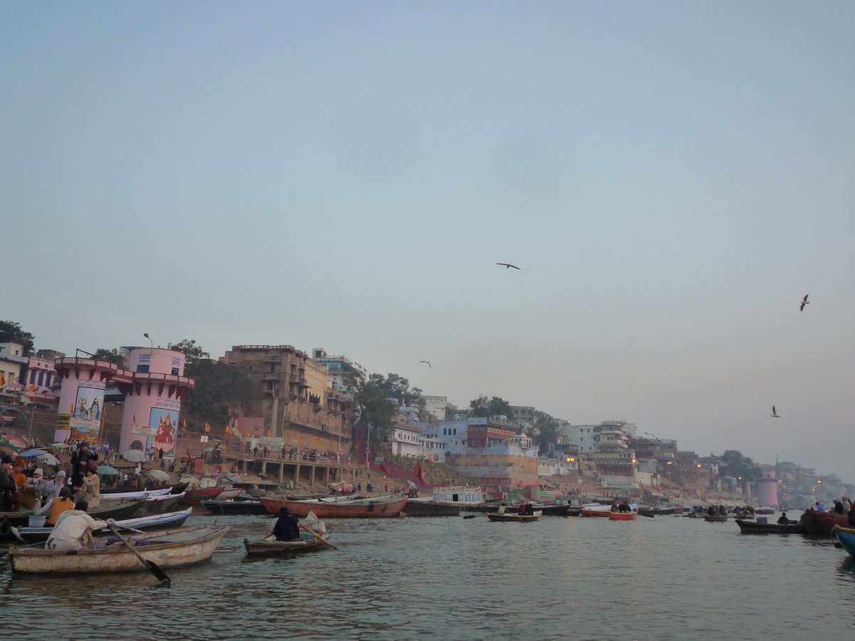 Sunrise - Bank of river Ganga97